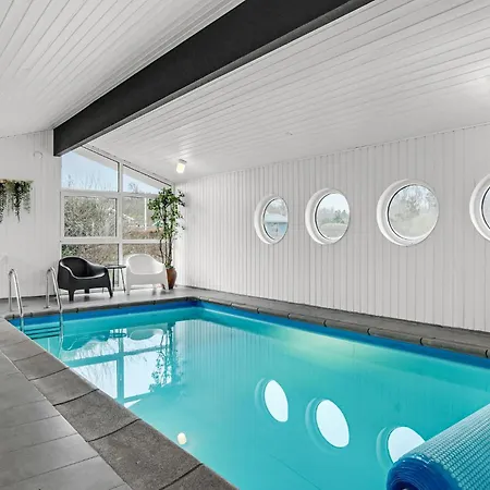 In Glesborg With Kitchen Glesborg