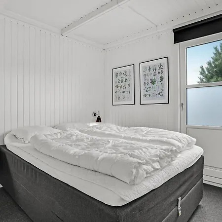 In Glesborg With Kitchen * Bonnerup Strand