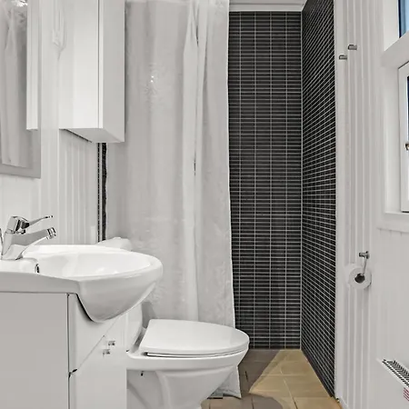 Holiday home In Glesborg With Kitchen