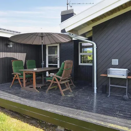 In Glesborg With Kitchen 펜션 Glesborg