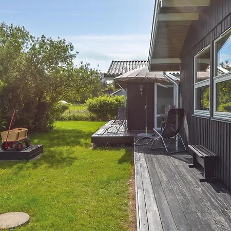 In Glesborg With Kitchen *