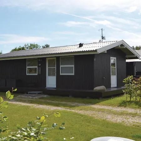 In Glesborg With Kitchen 펜션