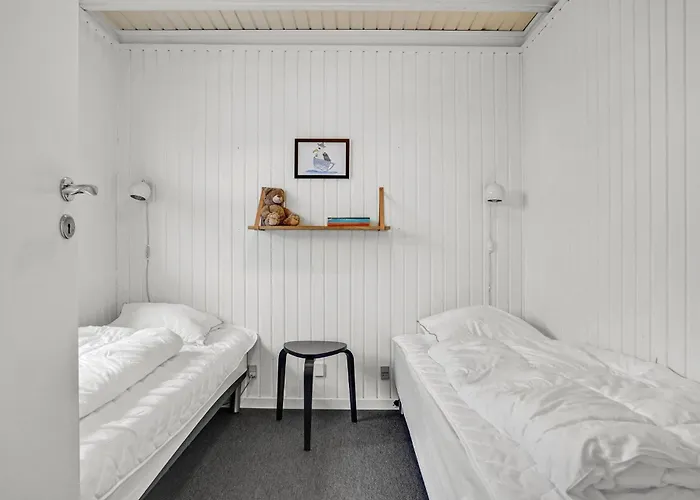 Feriehus In With Kitchen Glesborg
